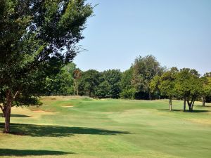 Oak Tree National 11th Approach